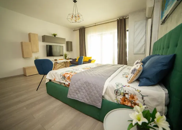 Studio 60 By The Beach Mamaia, Free Parking Casa Del Mar