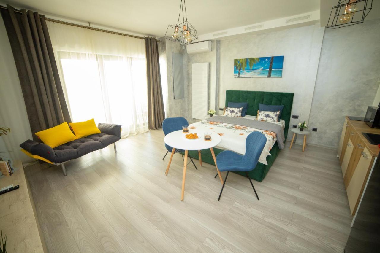 60 By The Mamaia, Free Parking Casa Del Mar *