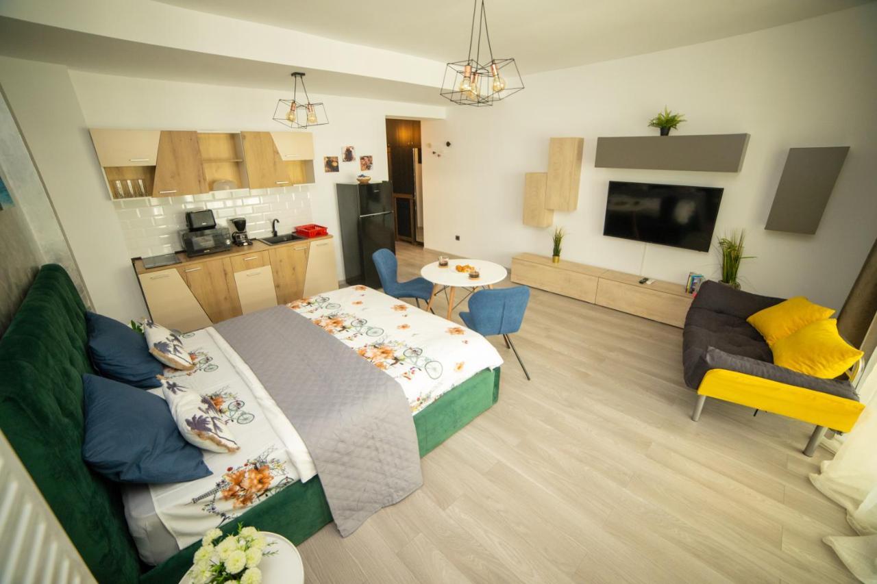 60 By The Mamaia, Free Parking Casa Del Mar *